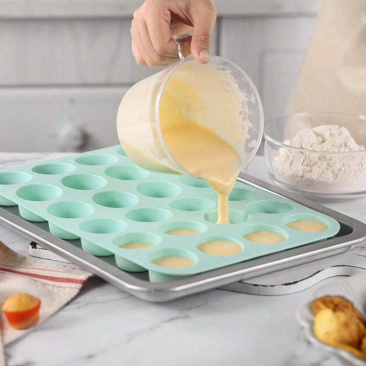 24 穴ケーキ型シリコーン石鹸クッキーカップケーキ耐熱皿パン - Soap Making Jug のレビューと価格