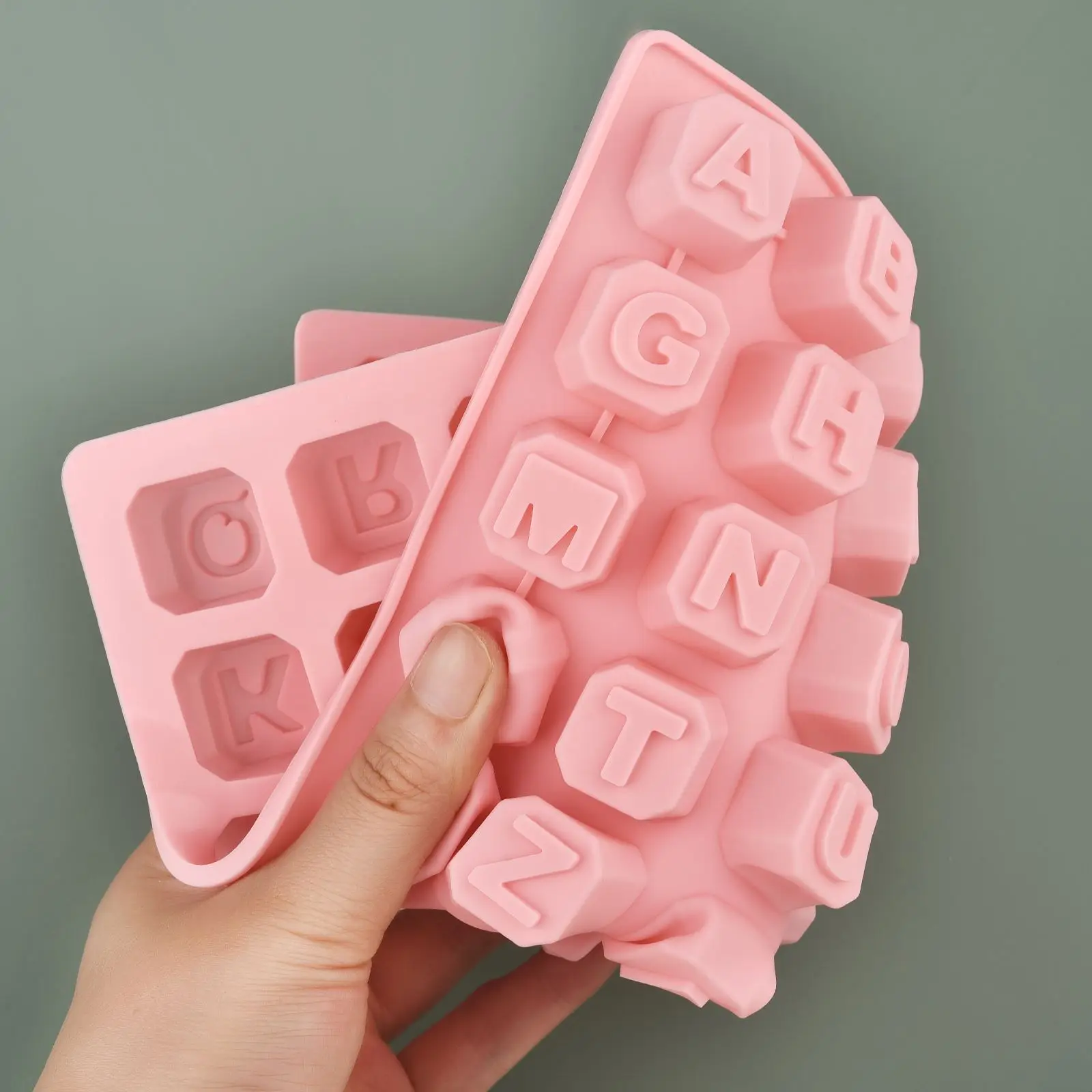 48 文字英語アルファベット文字シリコーン型石鹸型ケーキカッ - Soap Making Supplies のレビューと価格